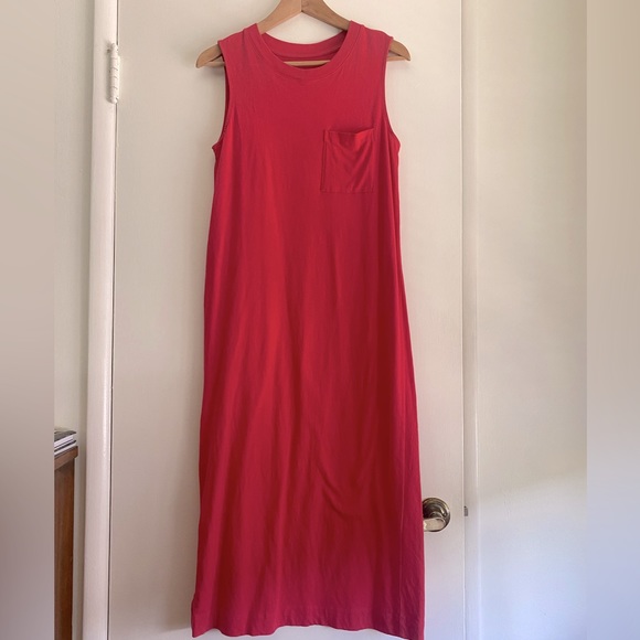 Everlane Dresses & Skirts - Everlane Long Weekend Tank Dress in Azalea, size S.